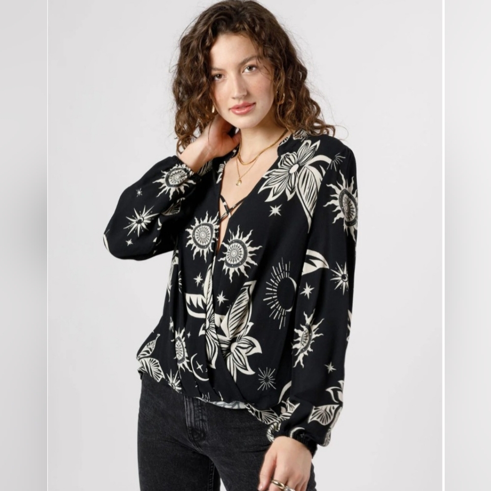 Band Of The Free Black and White Floral Women's Top